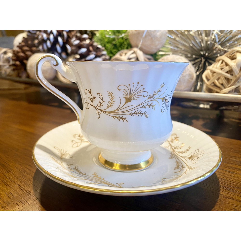 Paragon set of two "Lafayette" Bone China Tea Cups And Saucers England